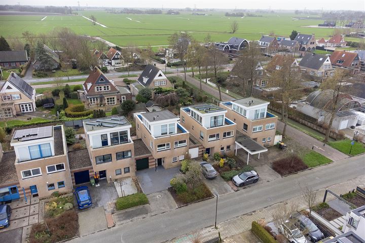 Bekijk foto 3 van Burghornlaan 18