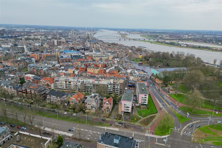 Bekijk foto 42 van Gerard Noodtstraat 13