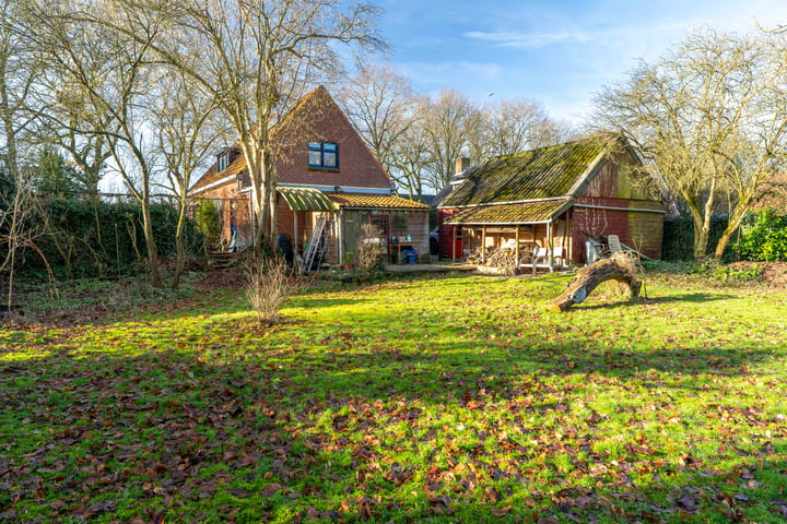 Bekijk foto 37 van Zuidlaarderweg 62