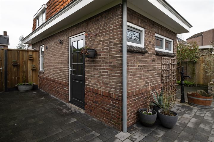 Bekijk foto 39 van Oldenzaalsestraat 11