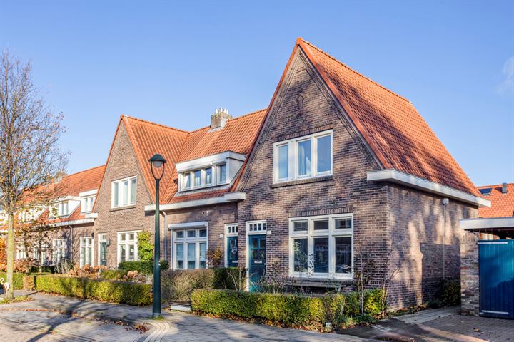 Bekijk foto 31 van Groenlostraat 35