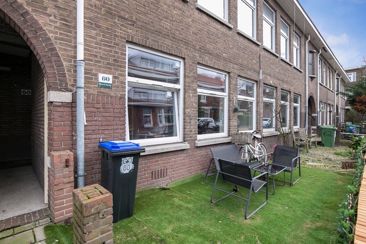 Bekijk foto 23 van Piet Paaltjensstraat 60