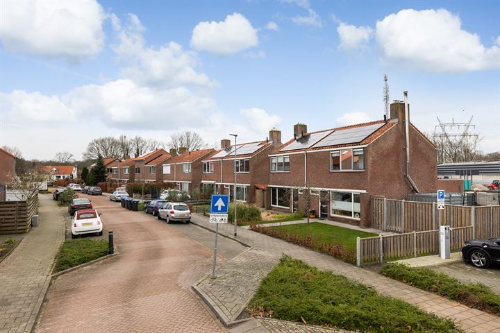 Bekijk foto 40 van Leliestraat 23