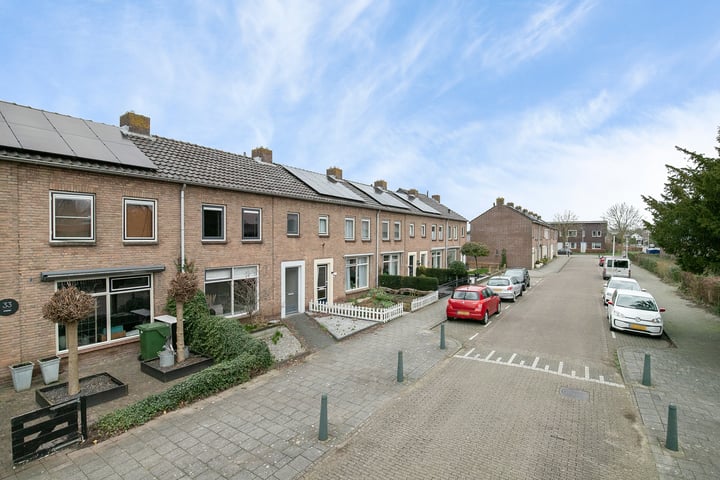 Bekijk foto 5 van Graaf van Egmondstraat 35