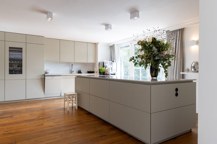 Photo 8 of Rodenrijseweg 527-D