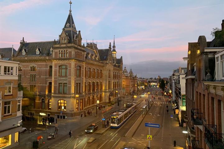 Bekijk foto 37 van Van Baerlestraat 20-A3