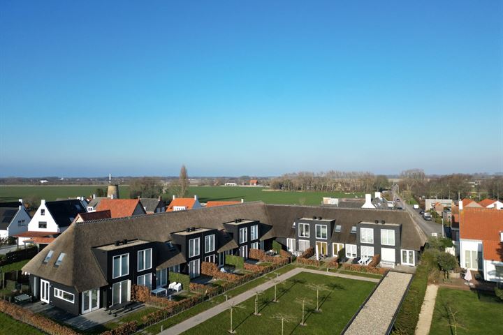 View photo 1 of Badhuisweg 1-C