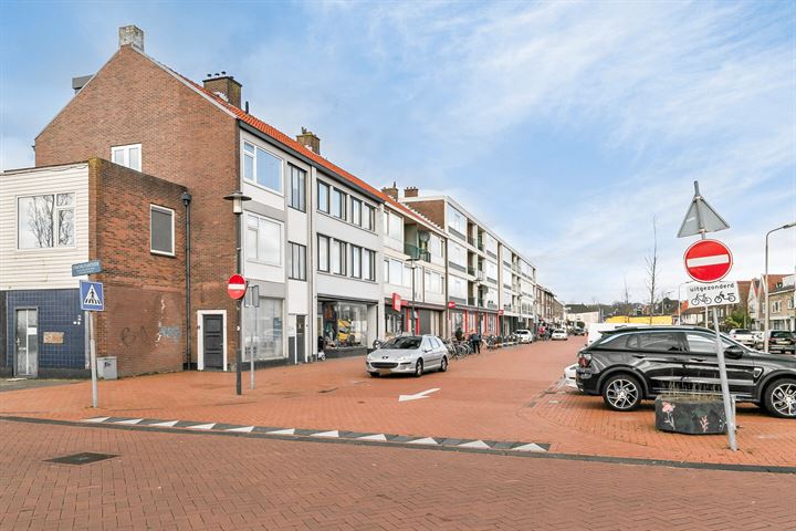 Bekijk foto 32 van Geelvinckstraat 111