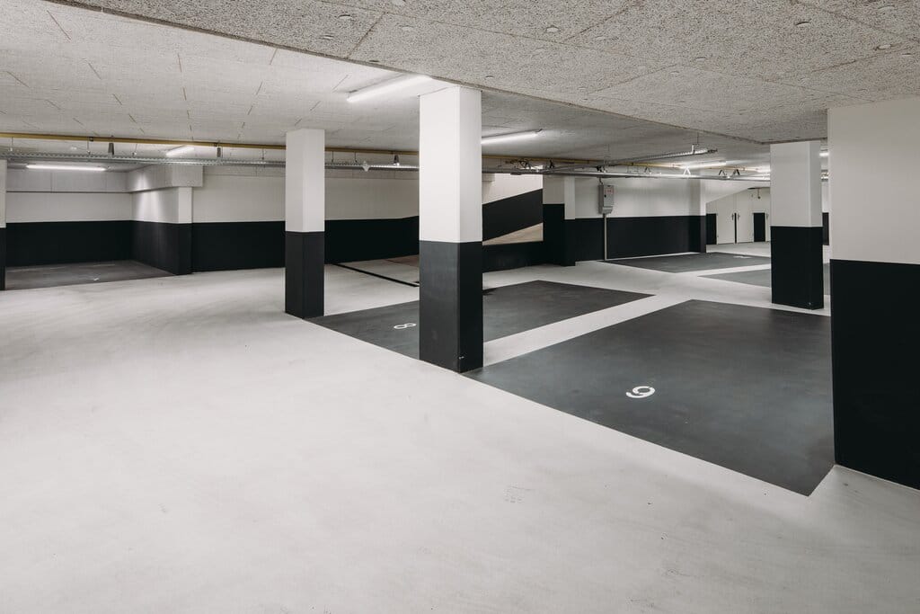 Foto 8 van Wijdesteeg 4-PPMOTOR