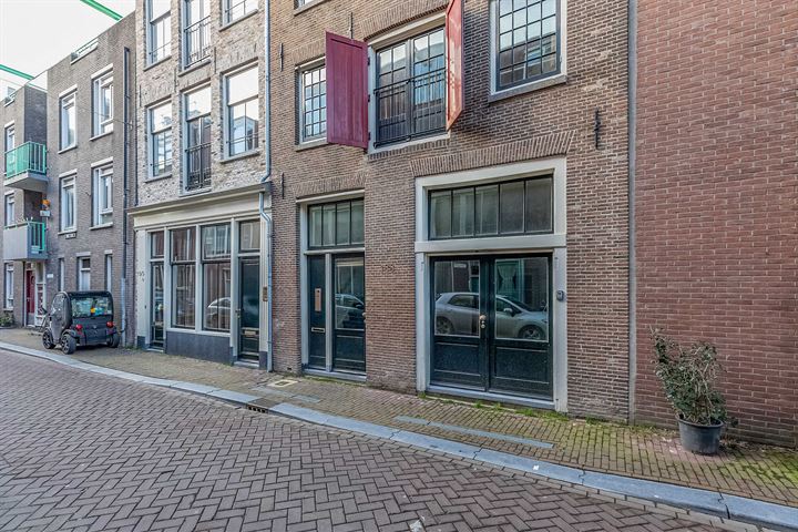 View photo 18 of Bloemstraat 188-F