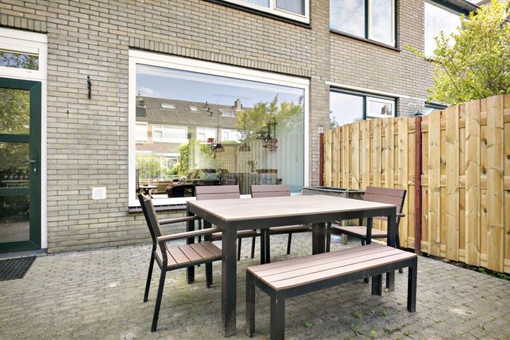 Bekijk foto 31 van Beatrixstraat 5