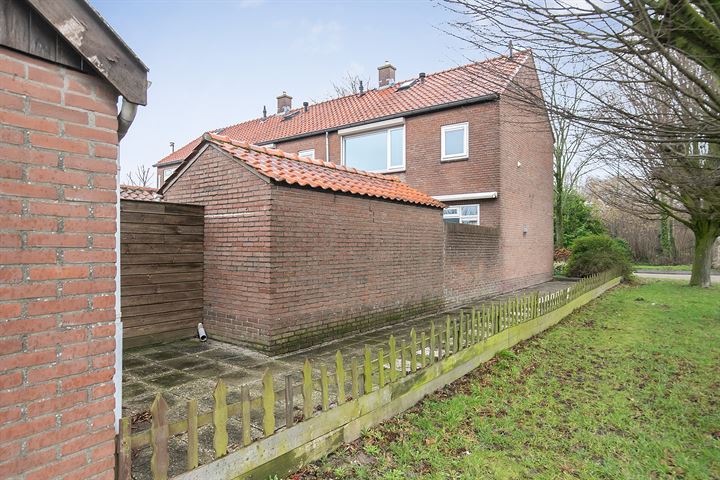 Bekijk foto 4 van Tulpstraat 6