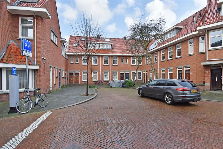 Bekijk foto 37 van Minckelersstraat 26