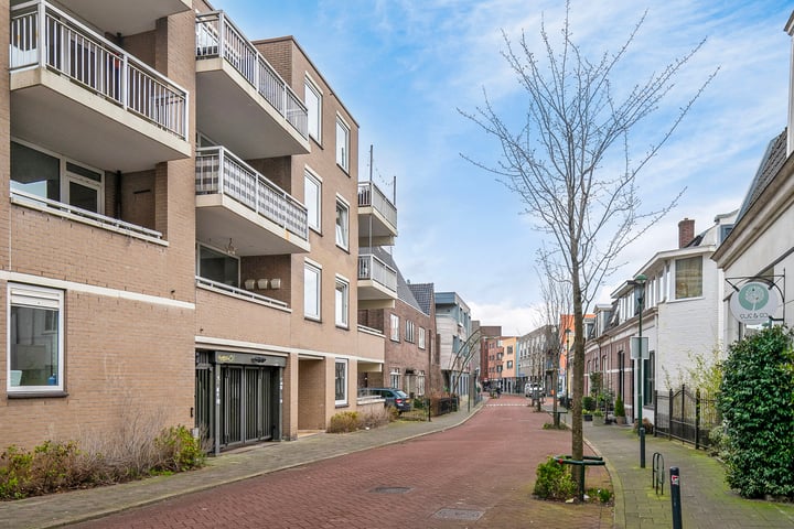 View photo 23 of Bussumerstraat 44-B