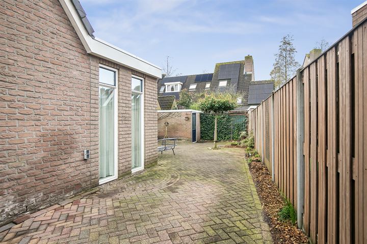 View photo 24 of Poggenbeekstraat 15