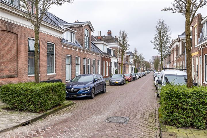 Bekijk foto 54 van Frederikstraat 4