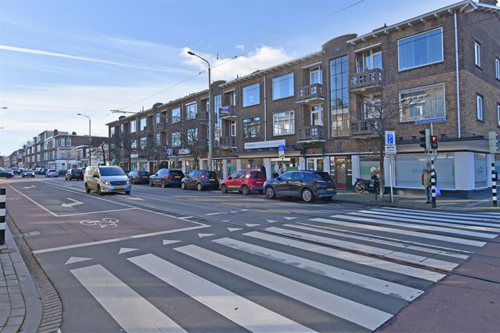 View photo 35 of Goudenregenstraat 300