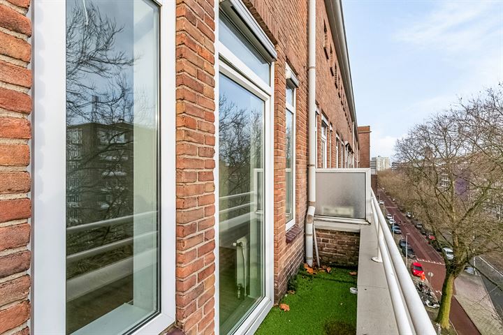 Bekijk foto 17 van Herman Robbersstraat 112-F