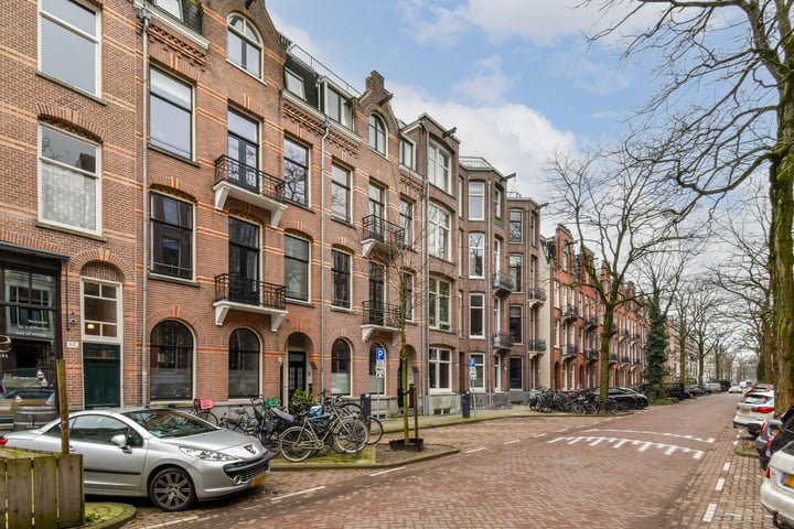 View photo 45 of Van Breestraat 111-2