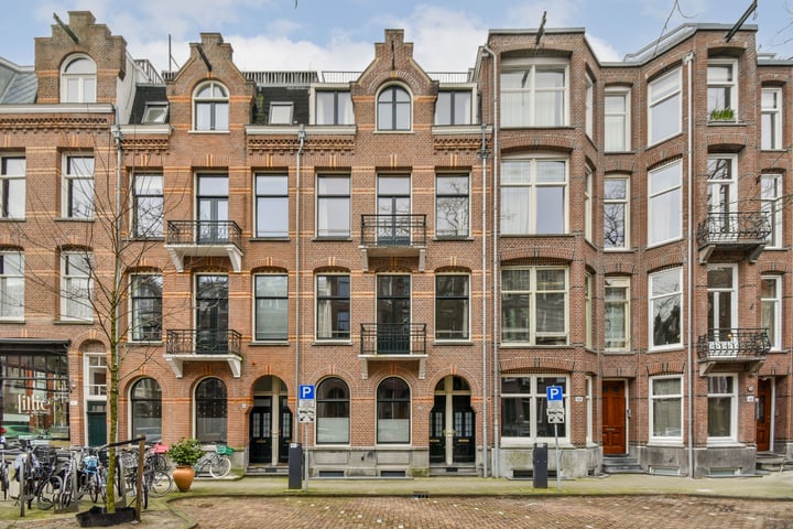 View photo 46 of Van Breestraat 111-2