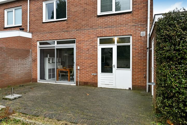 Bekijk foto 46 van Van Oldenbarneveltstraat 20