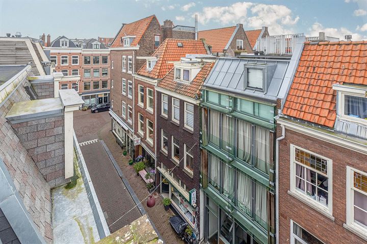 Bekijk foto 34 van Eerste Goudsbloemdwarsstraat 12