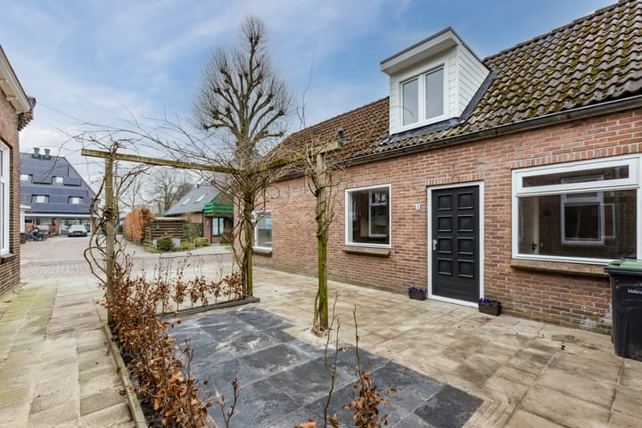 Foto 7 van Schoolstraat 5