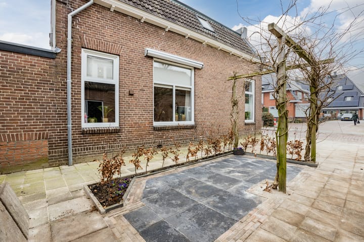 Foto 8 van Schoolstraat 5