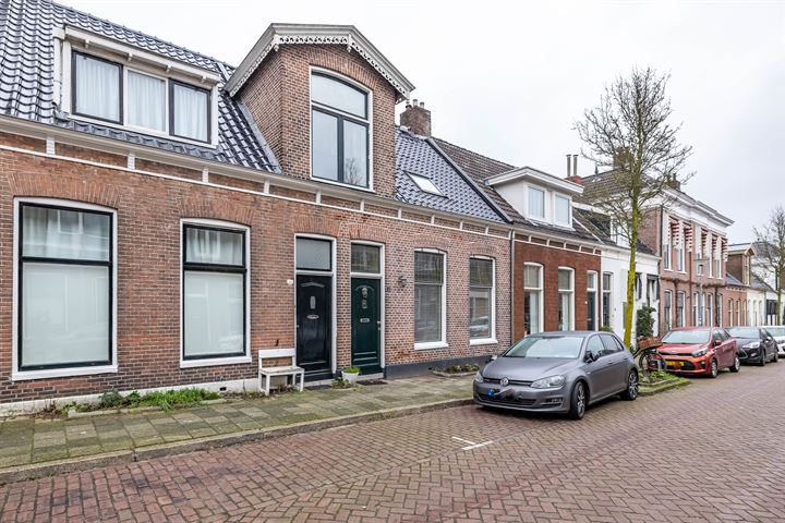 Bekijk foto 4 van Frederikstraat 4