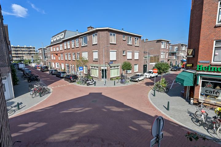 Bekijk foto 33 van Willem van Outhoornstraat 81