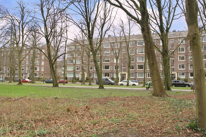 Bekijk foto 43 van Huis te Landelaan 204