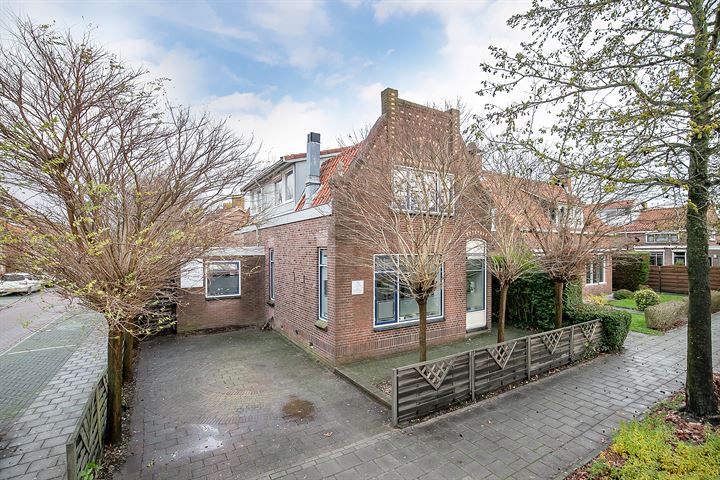 Bekijk foto 19 van Admiraal de Ruyterstraat 90