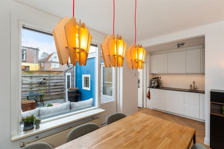 Bekijk foto 12 van Jan van Beaumontstraat 61