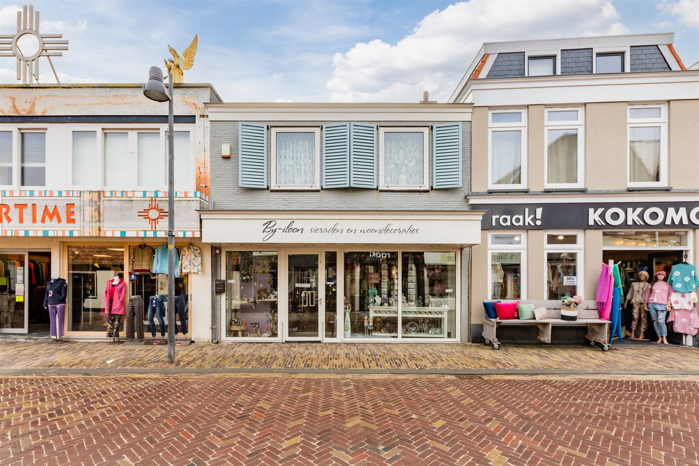 View photo 5 of Voorstraat 133-A