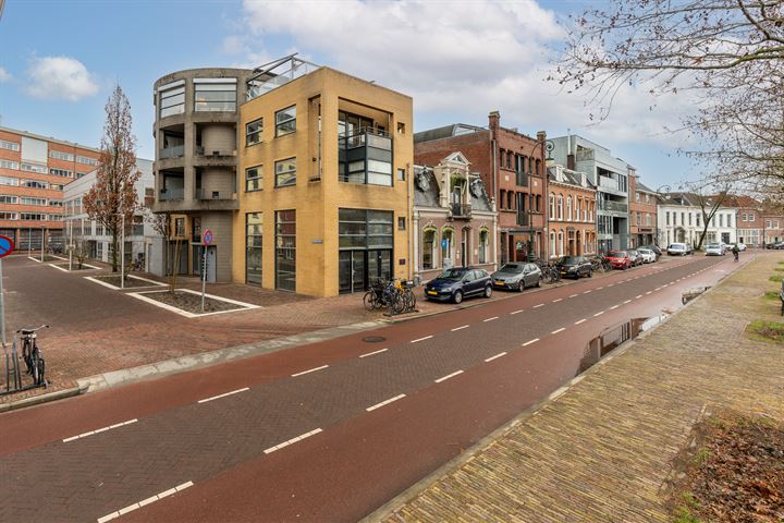 Bekijk foto 3 van Hooghiemstraplein 11-B