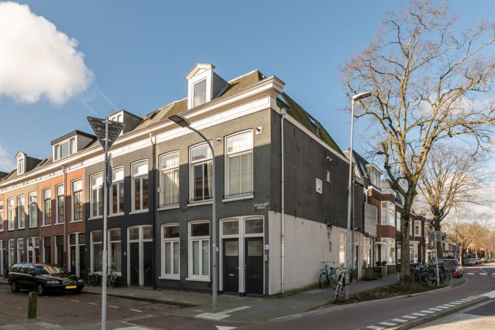 Bekijk foto 1 van Esschilderstraat 26-C