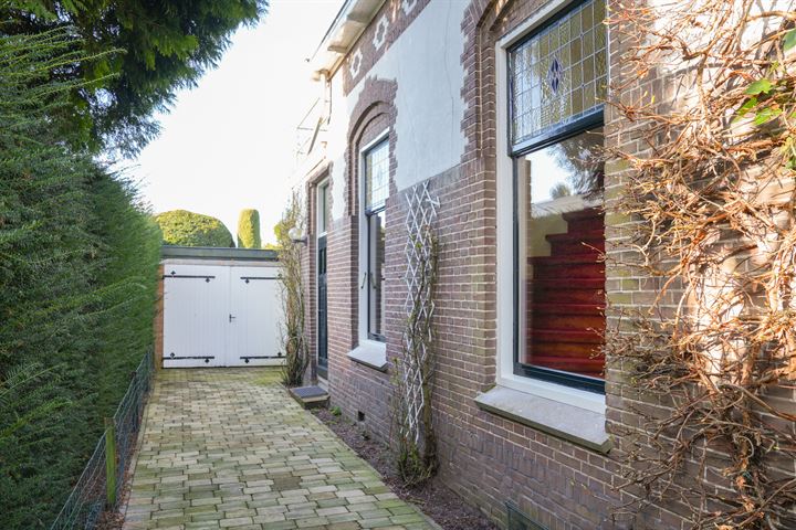 Bekijk foto 55 van Lingedijk 19