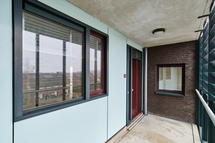 Bekijk foto 13 van Perzikstraat 52