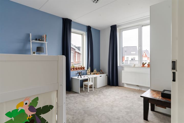 Bekijk foto 41 van Jelsumerstraat 41-B