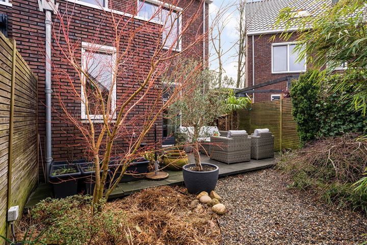 Bekijk foto 33 van Jelsumerstraat 41-B