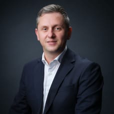 Steven Bakker - Real Estate Advisor