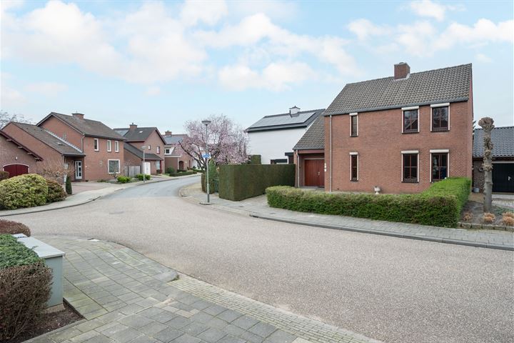 View photo 8 of Grousstraat 3