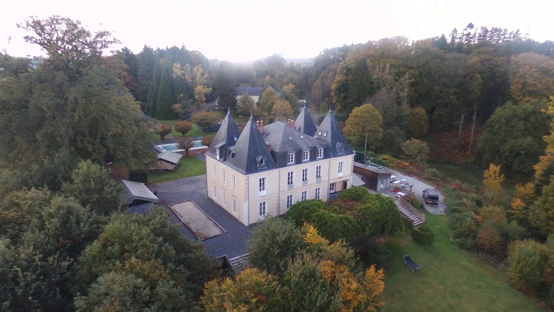 Foto 30 van Gerenoveerd chateau