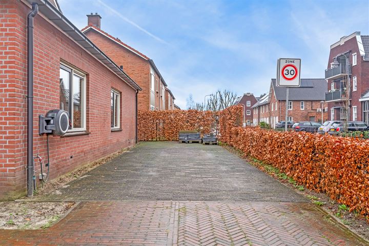 Bekijk foto 37 van Flessestraat 12