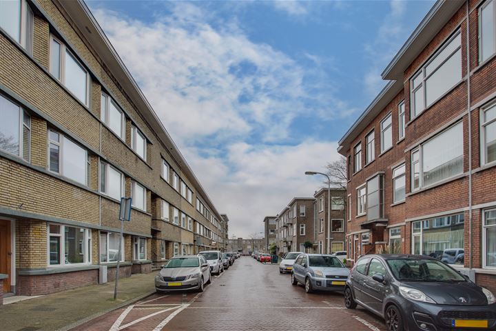 Bekijk foto 27 van Den Helderstraat 48