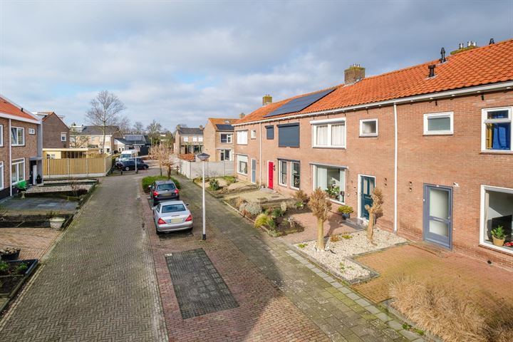 Bekijk foto 2 van Trompstraat 5