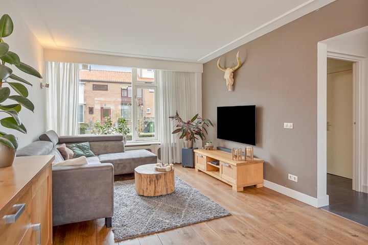 Bekijk foto 3 van Jan van Ruusbroeckstraat 41