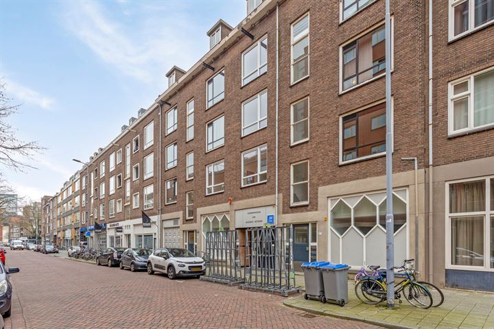 Bekijk foto 2 van Bredestraat 7-B