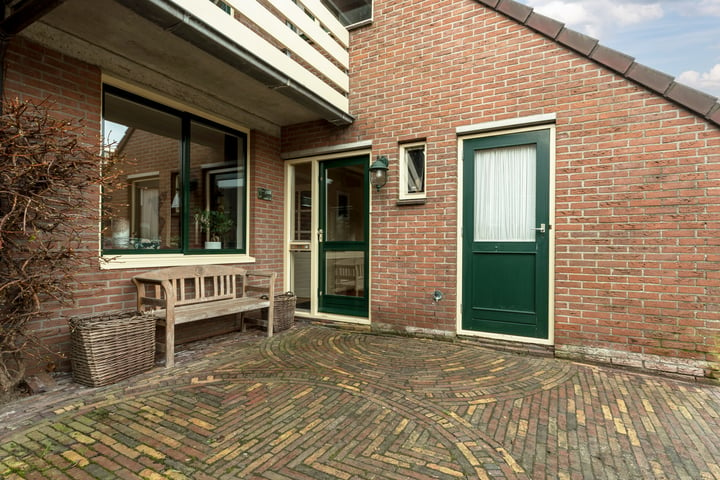 Bekijk foto 30 van Menno Simonszstraat 12