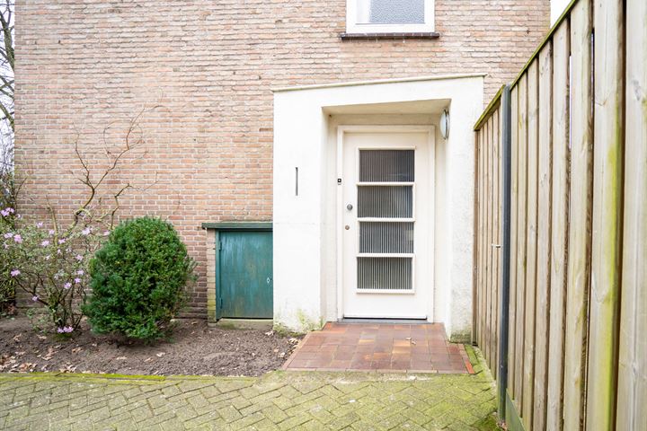 Bekijk foto 2 van Helmondsestraat 54